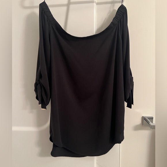 Dynamite off the shoulder 3/4 length sleeve size M - Picture 6 of 6